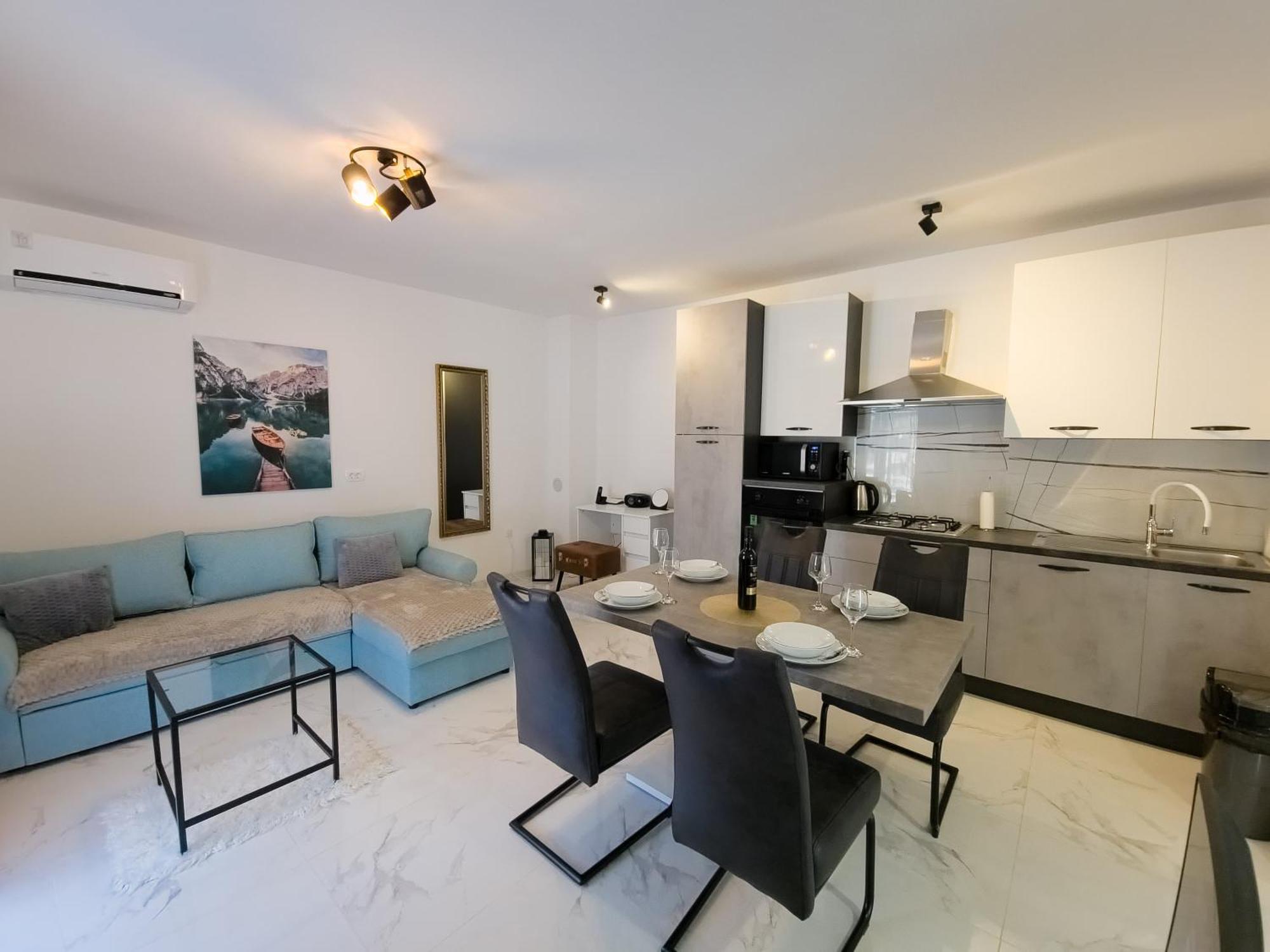 Ad Astra, Apartament Zadar